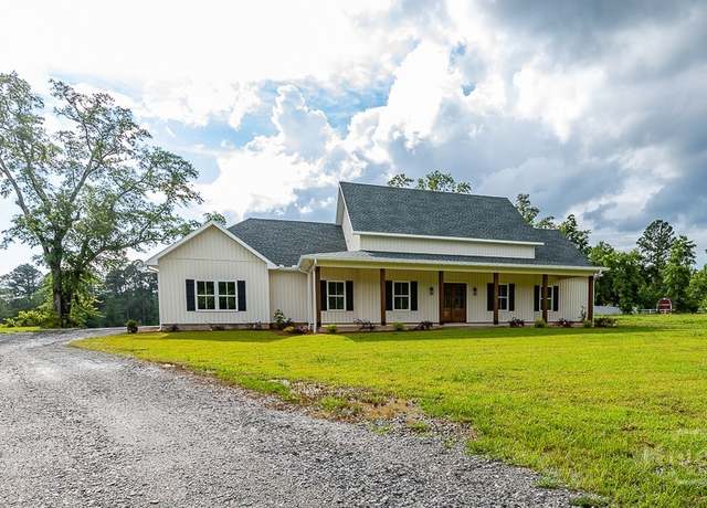 Property at 408 Mock St, Sylvania, GA 30467, 4 beds, 2.5 baths