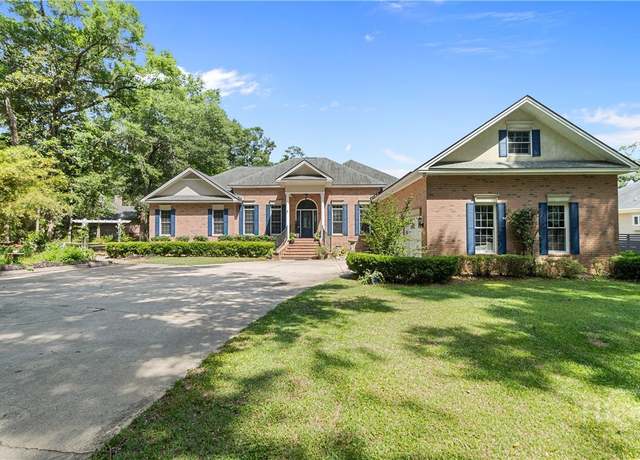 Property at 245 Montauk Dr, Richmond Hill, GA 31324, 4 beds, 3.5 baths