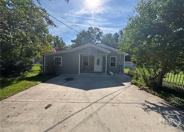 Property at 12 Poplar St, Bloomingdale, GA 31302, 4 beds, 2 baths