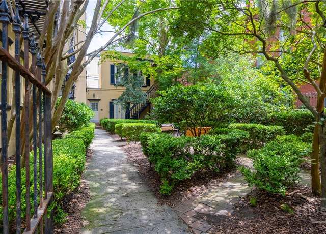 Property at 312 E Liberty St, Savannah, GA 31401, 2 beds, 1.5 baths