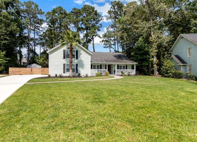 Property at 115 Coquena Cir E, Savannah, GA 31410, 4 beds, 3 baths