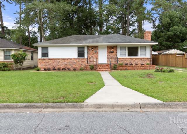 Property at 1523 E 54th St, Savannah, GA 31404, 3 beds, 2 baths