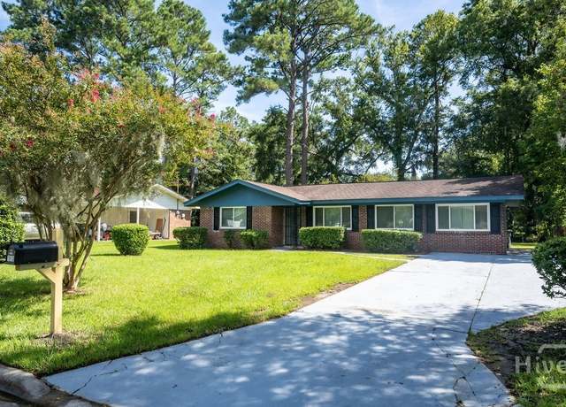 Property at 1913 Champion St, Savannah, GA 31405, 3 beds, 1 bath