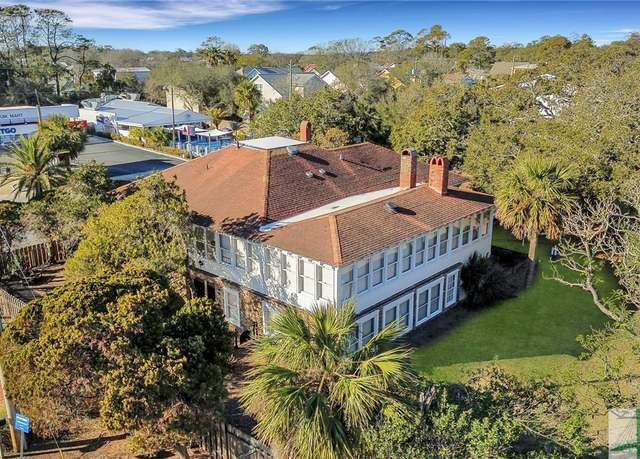 Property at 20 14th St, Tybee Island, GA 31328, 6 beds, 6.5 baths