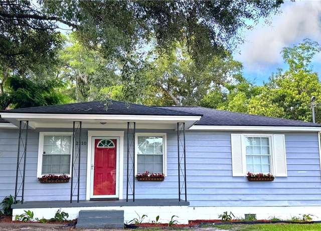 Property at 2210 Mosley St, Savannah, GA 31404, 3 beds, 1 bath