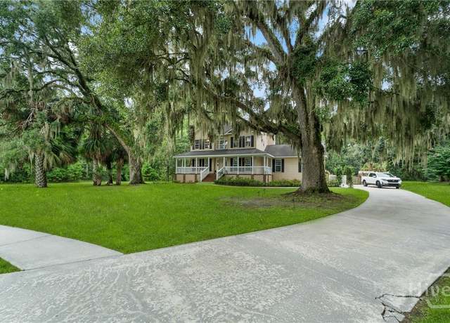 Property at 68 Rountree Dr, Richmond Hill, GA 31324, 4 beds, 2.5 baths