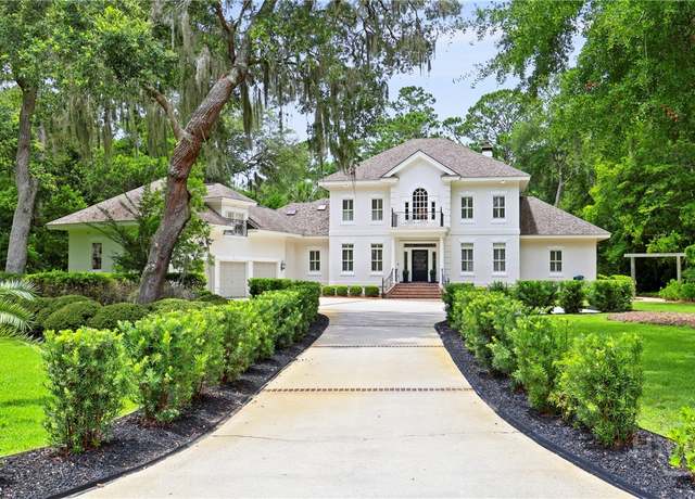 Property at 26 Little Comfort Rd, Savannah, GA 31411, 5 beds, 5.5 baths