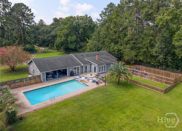 Property at 325 Adams Rd, Bloomingdale, GA 31302, 4 beds, 3 baths