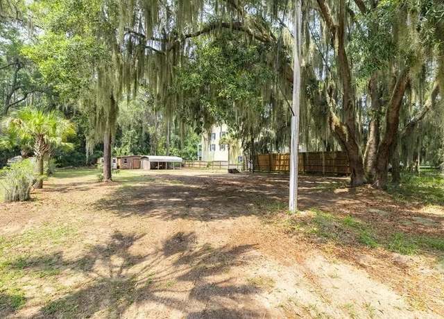 Property at 255 Oyster Point Dr, Midway, GA 31320