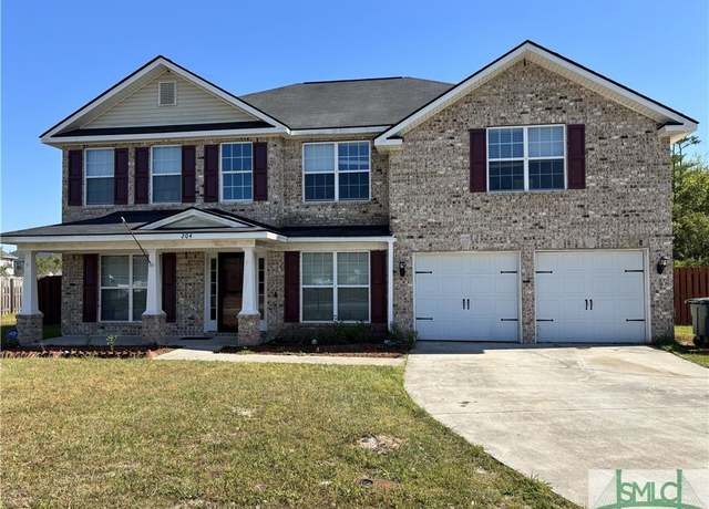 Property at 204 Grandview Dr, Hinesville, GA 31313, 5 beds, 3 baths