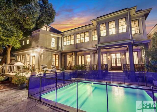 Property at 205 E 44th St, Savannah, GA 31405, 5 beds, 6 baths