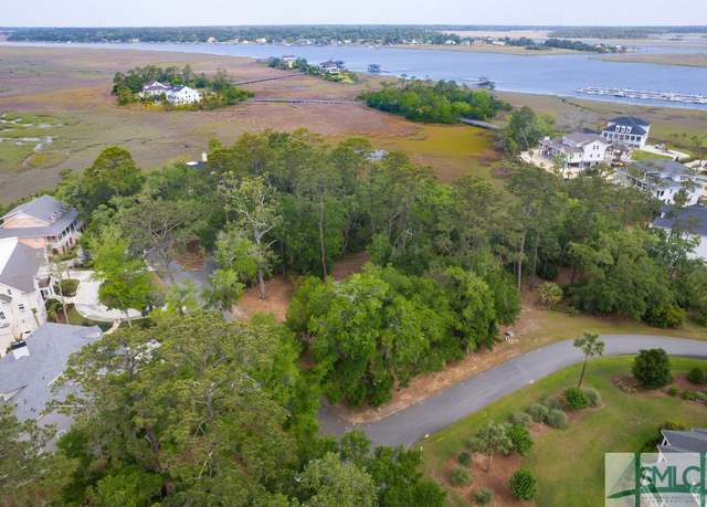 Property at 112 Seven Mile Dr, Savannah, GA 31411