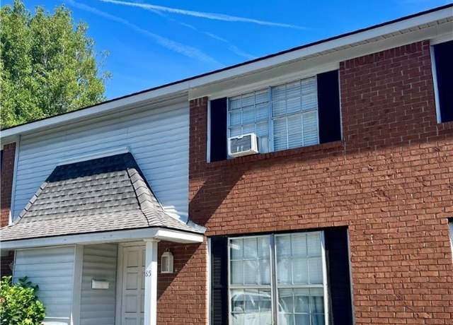 Property at 85 Knollwood Ln, Savannah, GA 31419, 3 beds, 2.5 baths