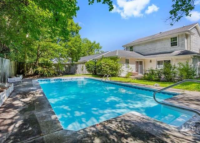 Property at 13 Tara Manor Dr, Savannah, GA 31406, 4 beds, 2.5 baths