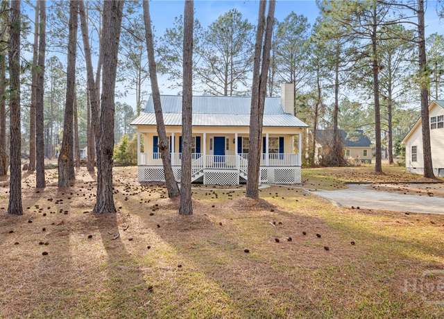 Property at 800 N Taylor Ct, Statesboro, GA 30461, 3 beds, 2 baths