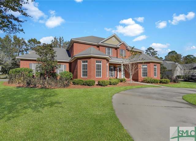 Property at 21 Crestwood Dr, Savannah, GA 31405, 5 beds, 4.5 baths