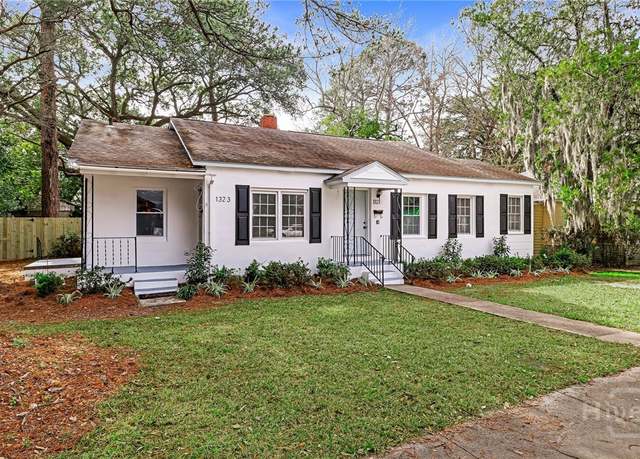 Property at 1321/1323 E 55th St, Savannah, GA 31404, 4 beds, 2 baths