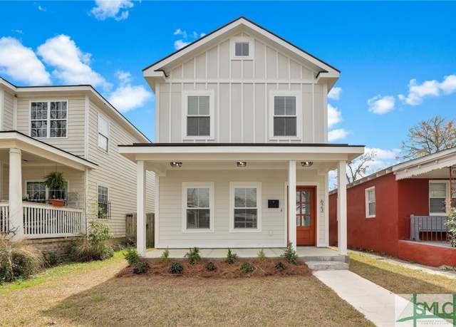 Property at 623 E Waldburg St, Savannah, GA 31401, 4 beds, 2.5 baths