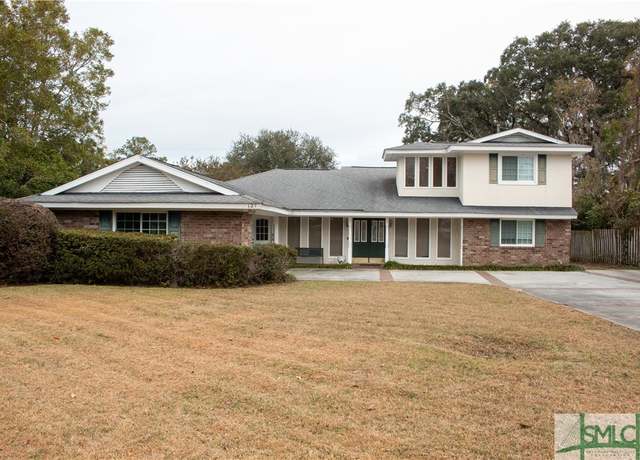 Property at 127 Pine Grove Dr, Savannah, GA 31419, 4 beds, 3.5 baths