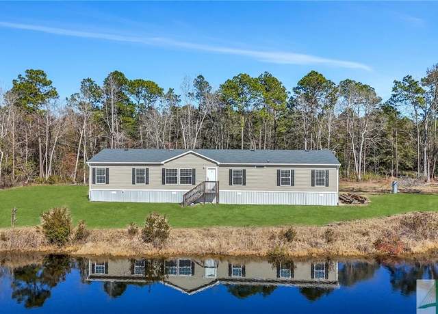 Property at 241 Broadwater Ln, Bloomingdale, GA 31302, 5 beds, 3 baths