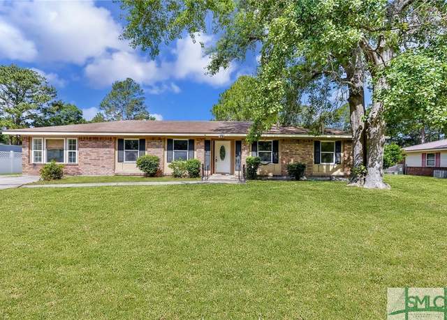 Property at 609 Georgia Ave, Hinesville, GA 31313, 3 beds, 2 baths