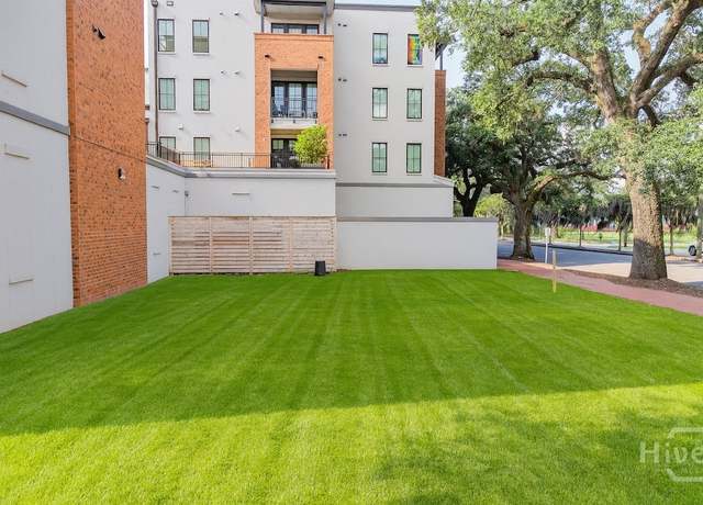 Property at 421 W 31st St, Savannah, GA 31401