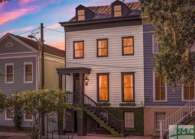 Property at 507 E Mcdonough St, Savannah, GA 31401, 4 beds, 3.5 baths