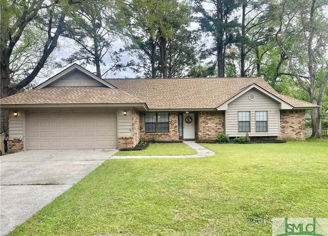 Property at 142 Dearborn Dr, Richmond Hill, GA 31324, 3 beds, 2 baths