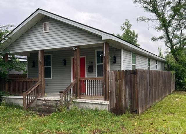 Property at 716 W 51st St, Savannah, GA 31405, 3 beds, 2 baths