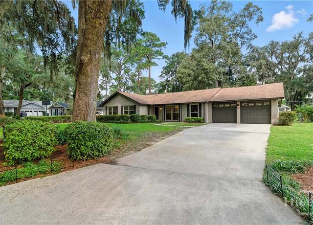 Property at 6 Spanish Moss Ct, Savannah, GA 31419, 3 beds, 2 baths