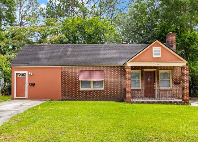 Property at 1419 E 35th St, Savannah, GA 31404, 4 beds, 3 baths