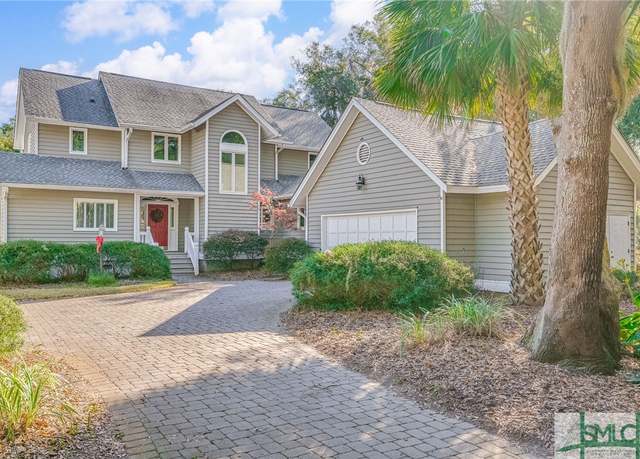 Property at 1 Hobcaw Ln, Savannah, GA 31411, 3 beds, 3.5 baths