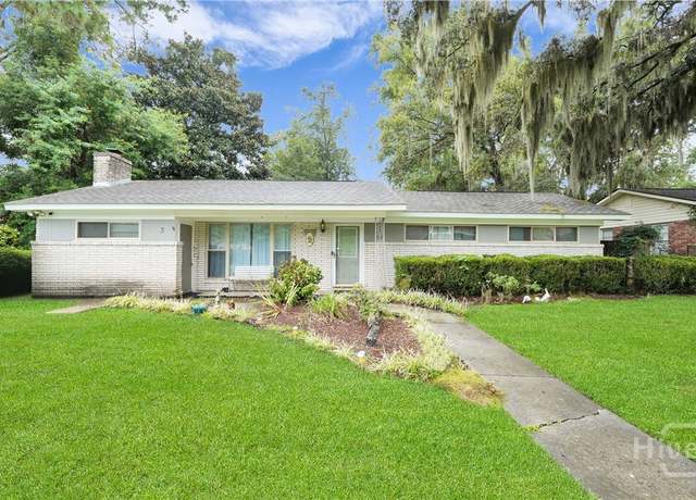 Property at 3 Monica Blvd, Savannah, GA 31419, 3 beds, 1.5 baths