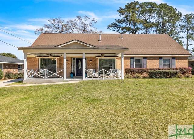 Property at 4 Broadmoor Cir, Savannah, GA 31406, 4 beds, 3 baths