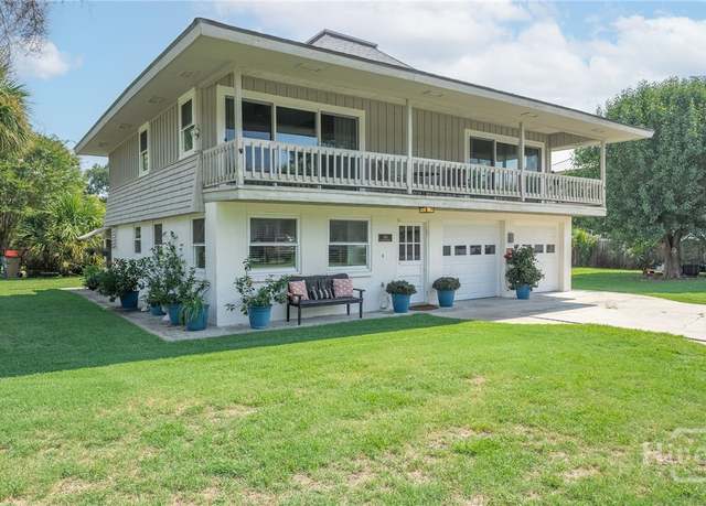 Property at 506 15th St, Tybee Island, GA 31328, 3 beds, 2 baths