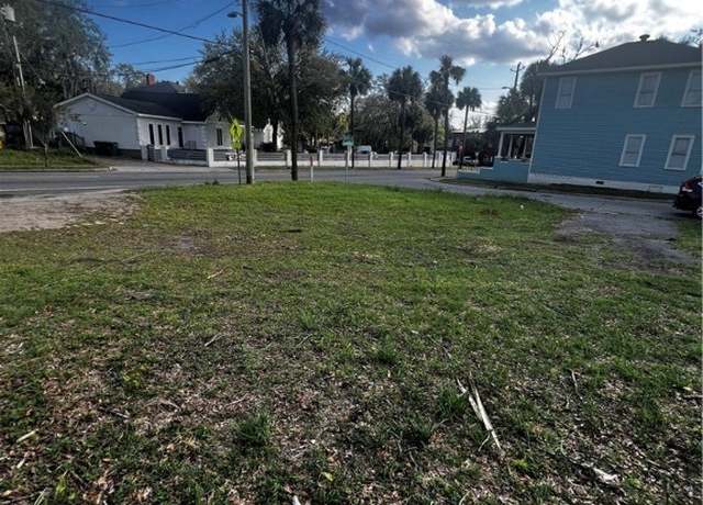 Property at 1016 W 38 St, Savannah, GA 31415