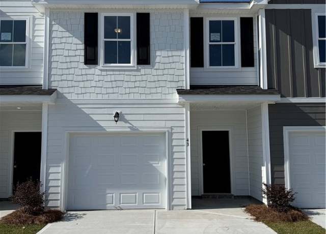 Property at 43 Stafford Loop, Richmond Hill, GA 31324, 3 beds, 2.5 baths