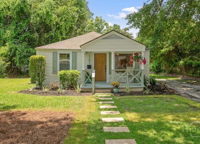 Property at 1207 E 69th St, Savannah, GA 31404, 2 beds, 1.5 baths