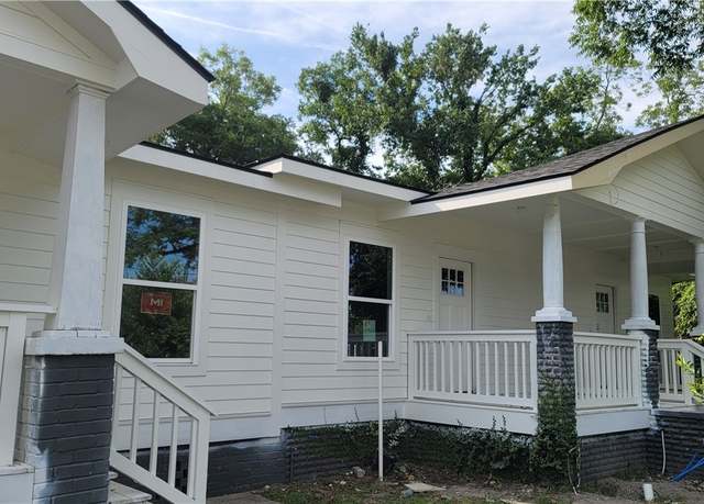 Property at 8-10 Mastick St, Savannah, GA 31404, 6 beds, 6 baths