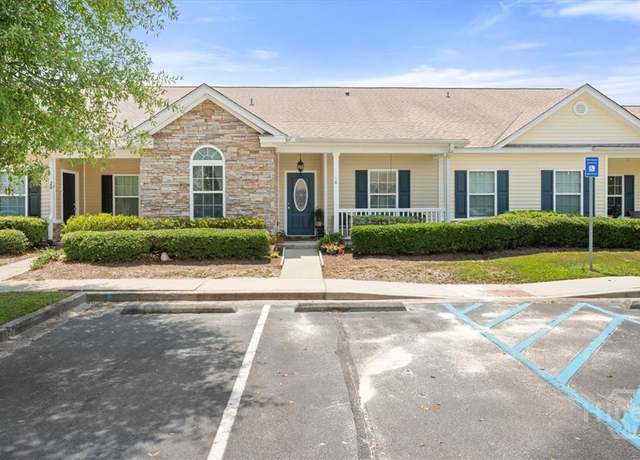 Property at 18 Travertine Cir, Savannah, GA 31419, 3 beds, 2 baths