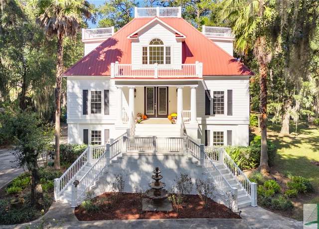 Property at 1151 W Mission Ln SE, Darien, GA 31305, 7 beds, 5 baths