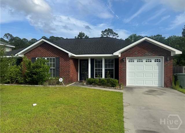Property at 213 Augusta Way, Hinesville, GA 31313, 3 beds, 2 baths