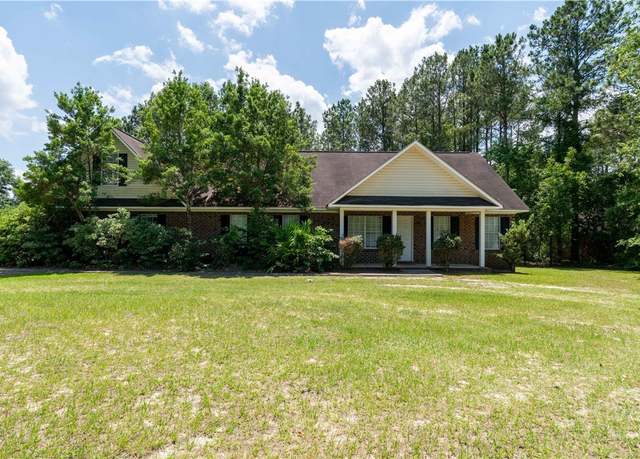 Property at 812 King Arthur Dr, Statesboro, GA 30458, 3 beds, 2 baths