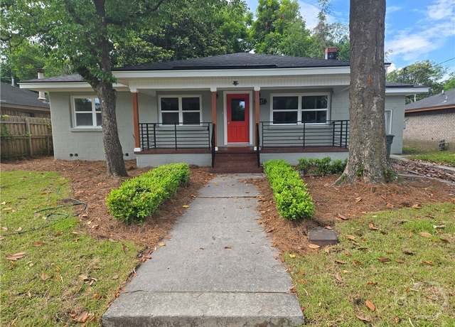 Property at 1817 Lloyd St, Savannah, GA 31405, 3 beds, 1.5 baths