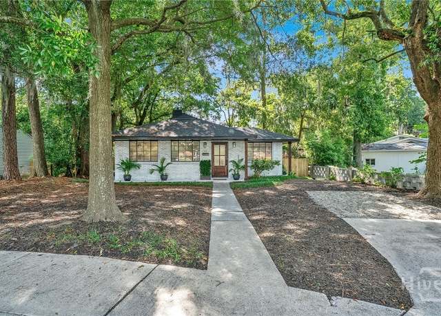Property at 616 Virginia Ave, Savannah, GA 31404, 3 beds, 1.5 baths