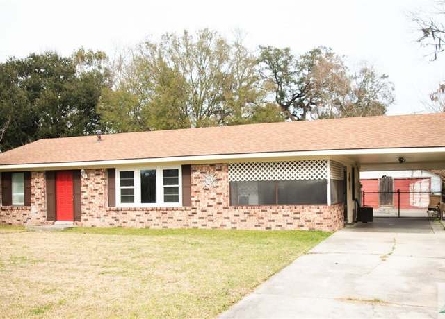 Property at 312 Osteen St, Port Wentworth, GA 31407, 3 beds, 1 bath