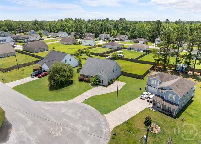 Property at 35 Oscar Ct, Ellabell, GA 31308, 5 beds, 3 baths