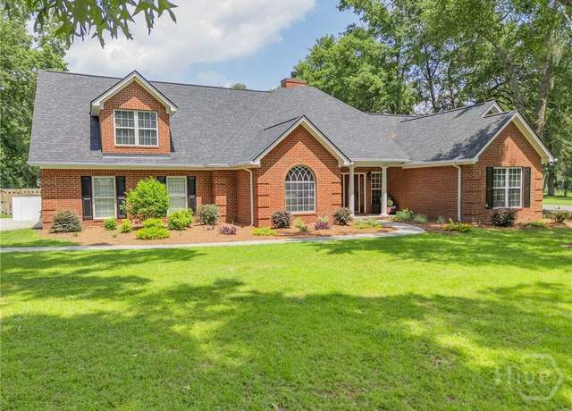 Property at 10 Flanders Dr, Richmond Hill, GA 31324, 5 beds, 4 baths