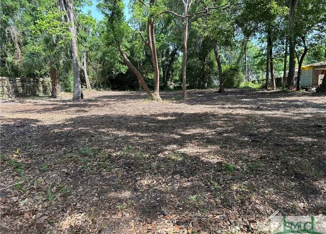 Property at 2408 E 37th St E, Savannah, GA 31404