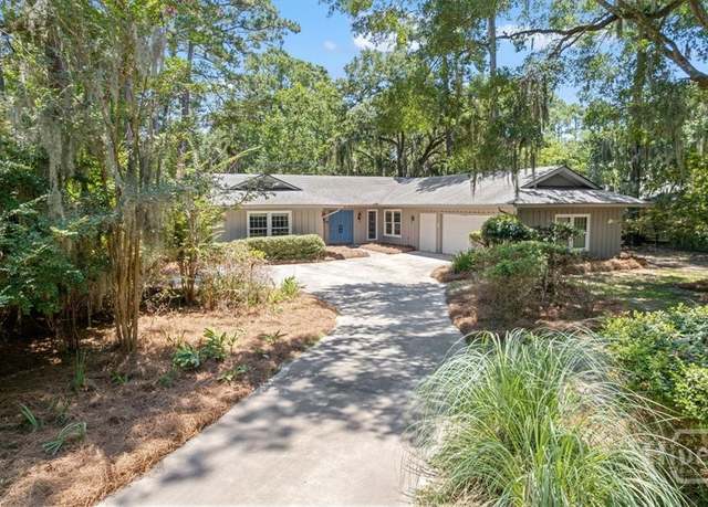 Property at 6 Captain Jim Ln, Savannah, GA 31411, 3 beds, 2 baths